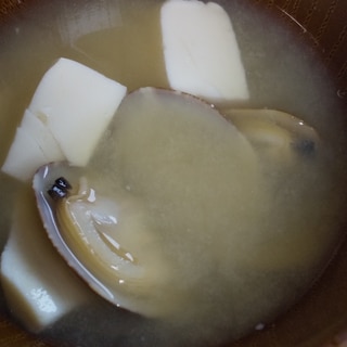 冷凍あさりと豆腐のお味噌汁